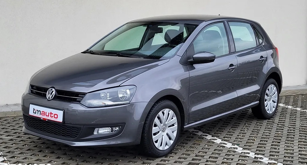 Volkswagen Polo cena 29900 przebieg: 136000, rok produkcji 2014 z Ząbki małe 466